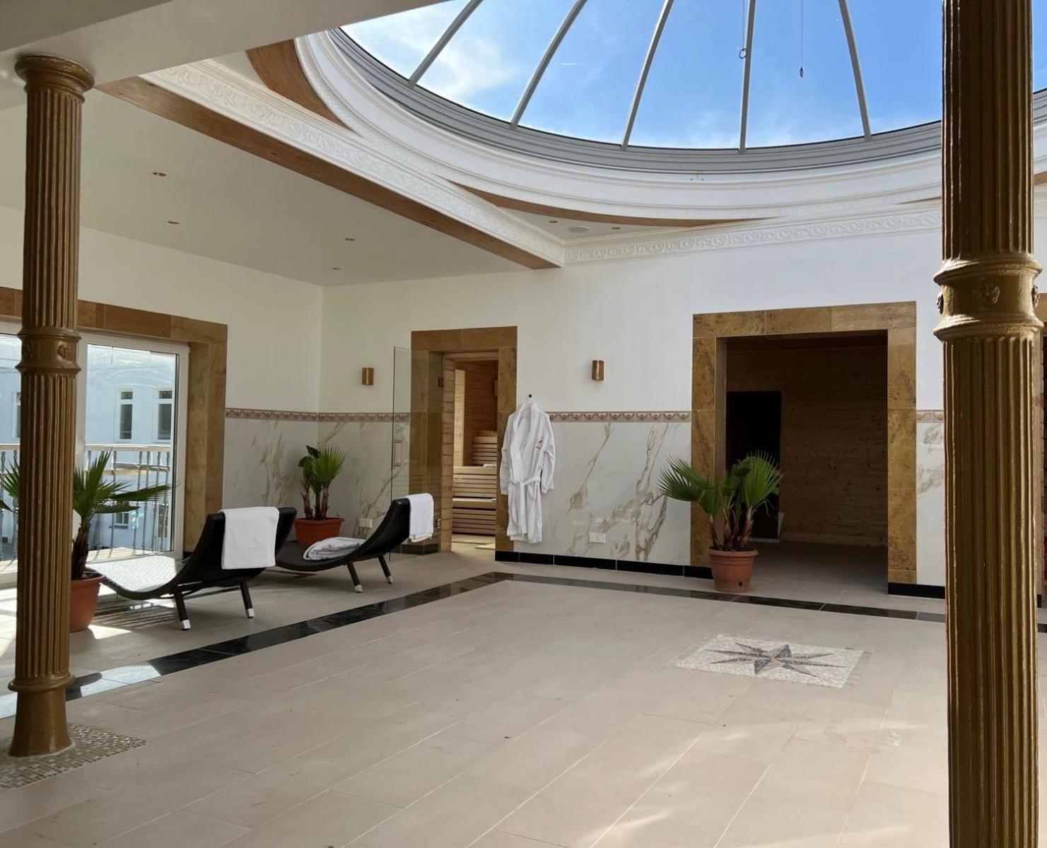 巴特多布兰 Friedrich Franz Palais酒店 外观 照片