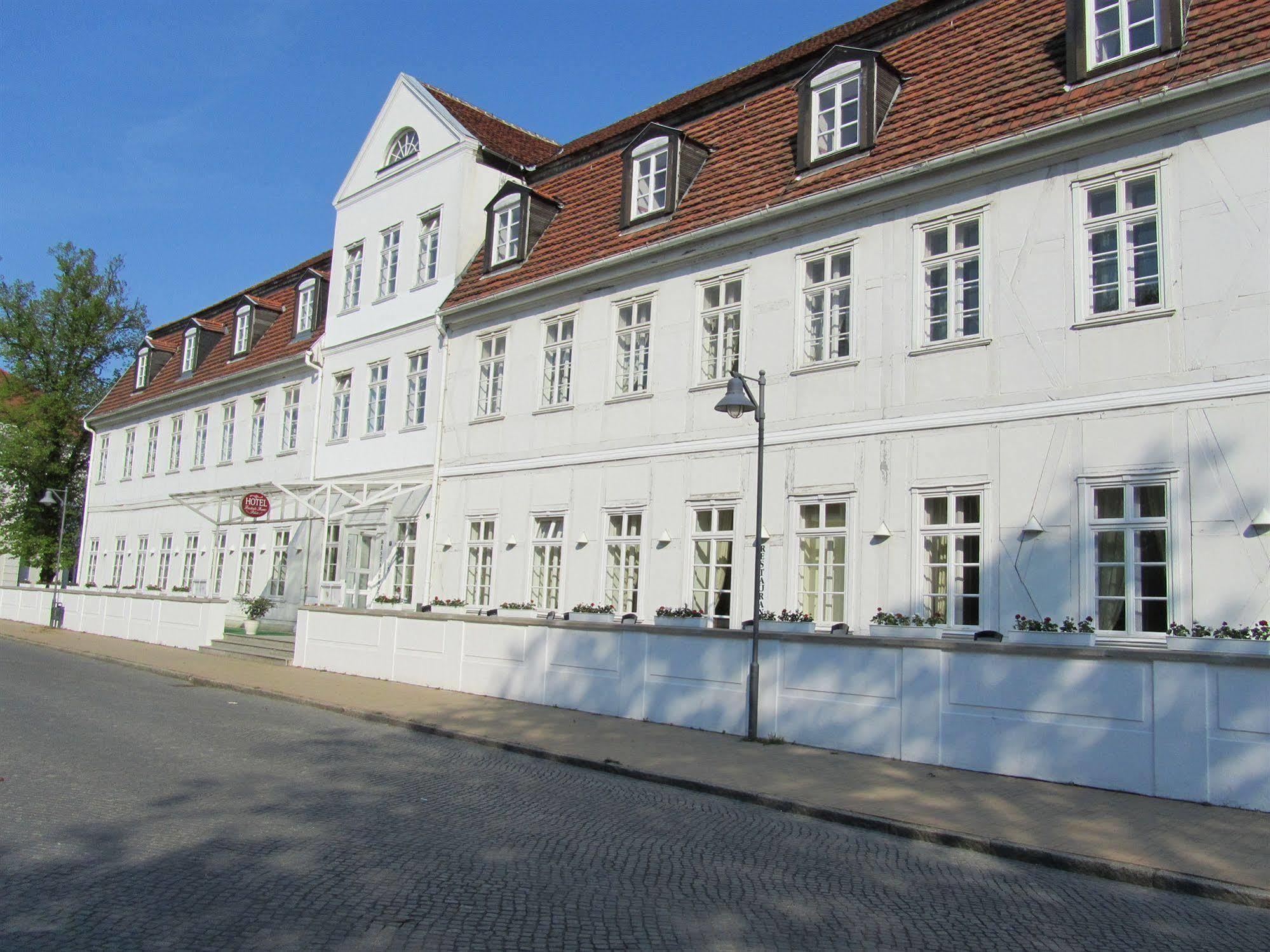 巴特多布兰 Friedrich Franz Palais酒店 外观 照片